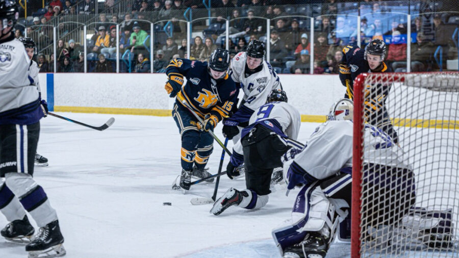 Mariners Top Ramblers 6–1 at the Mariners Centre