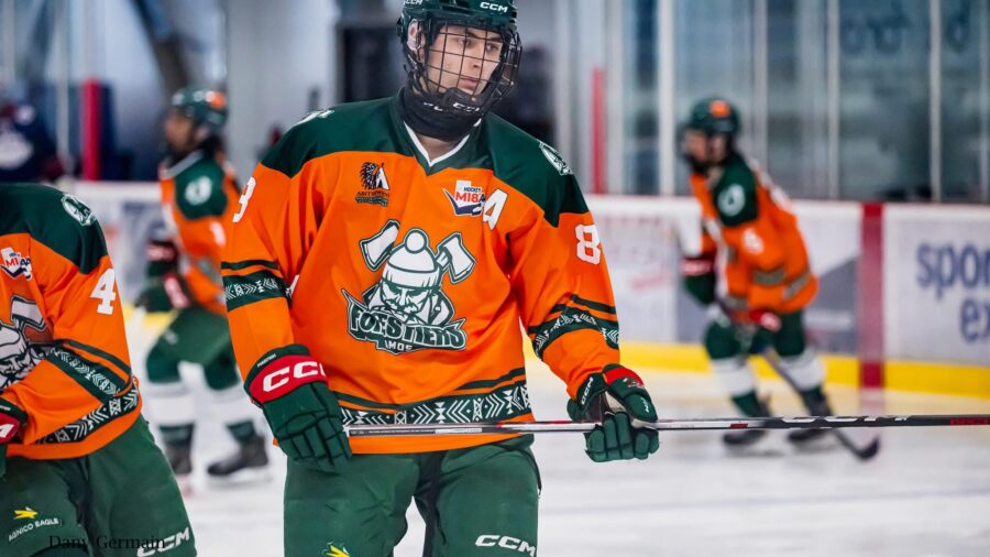 Duval Signs With Ramblers